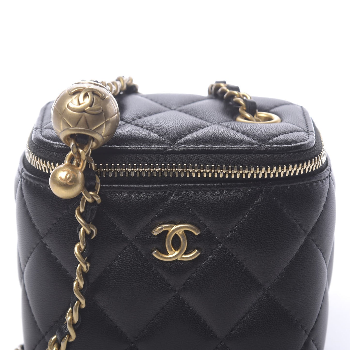 Lambskin Quilted Mini Pearl Crush Vanity Case With Chain Black
