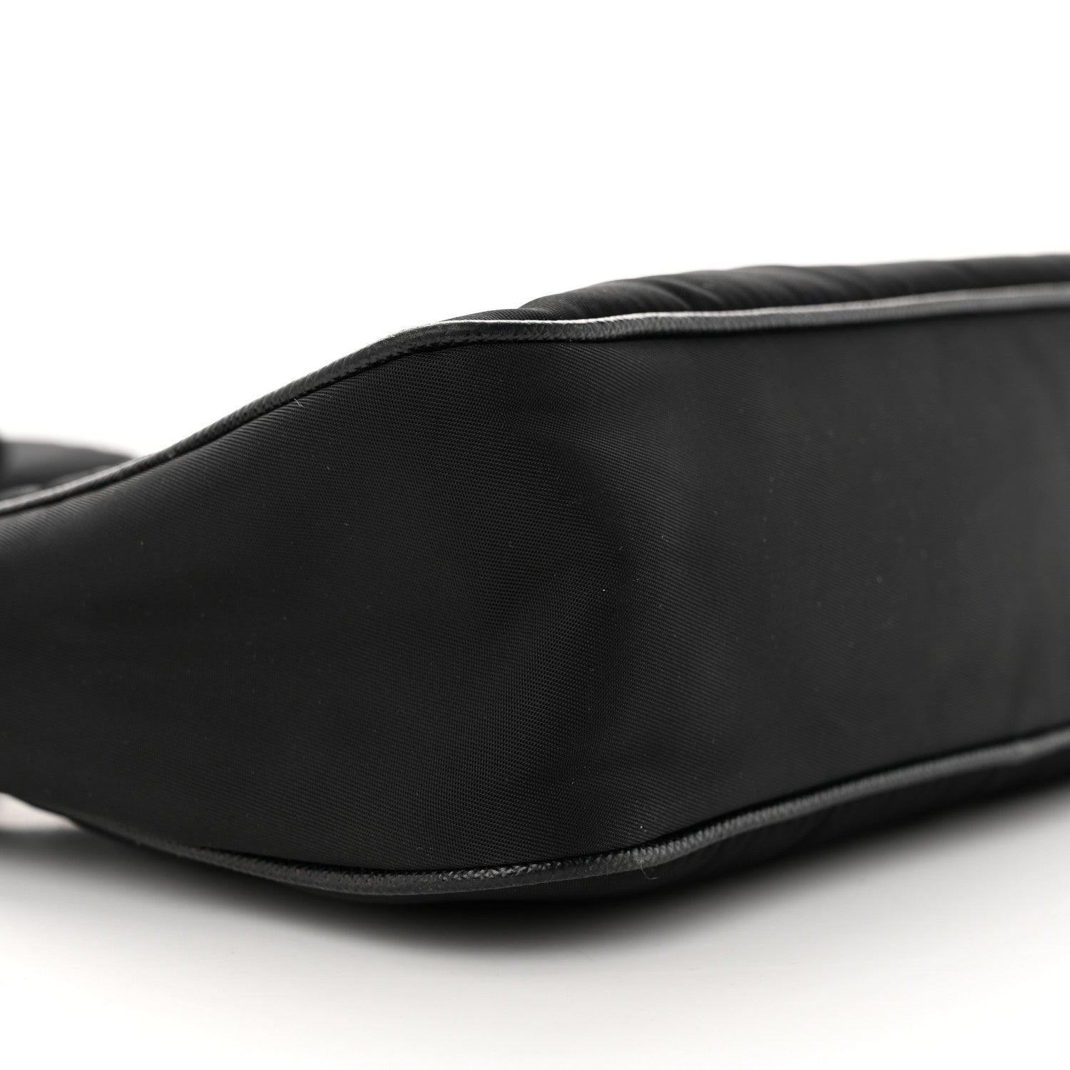 Prada Nylon Re-Edition 2005 Shoulder Bag Black 10 of 17