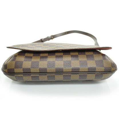 Louis Vuitton Damier Musette Tango 4 of 8