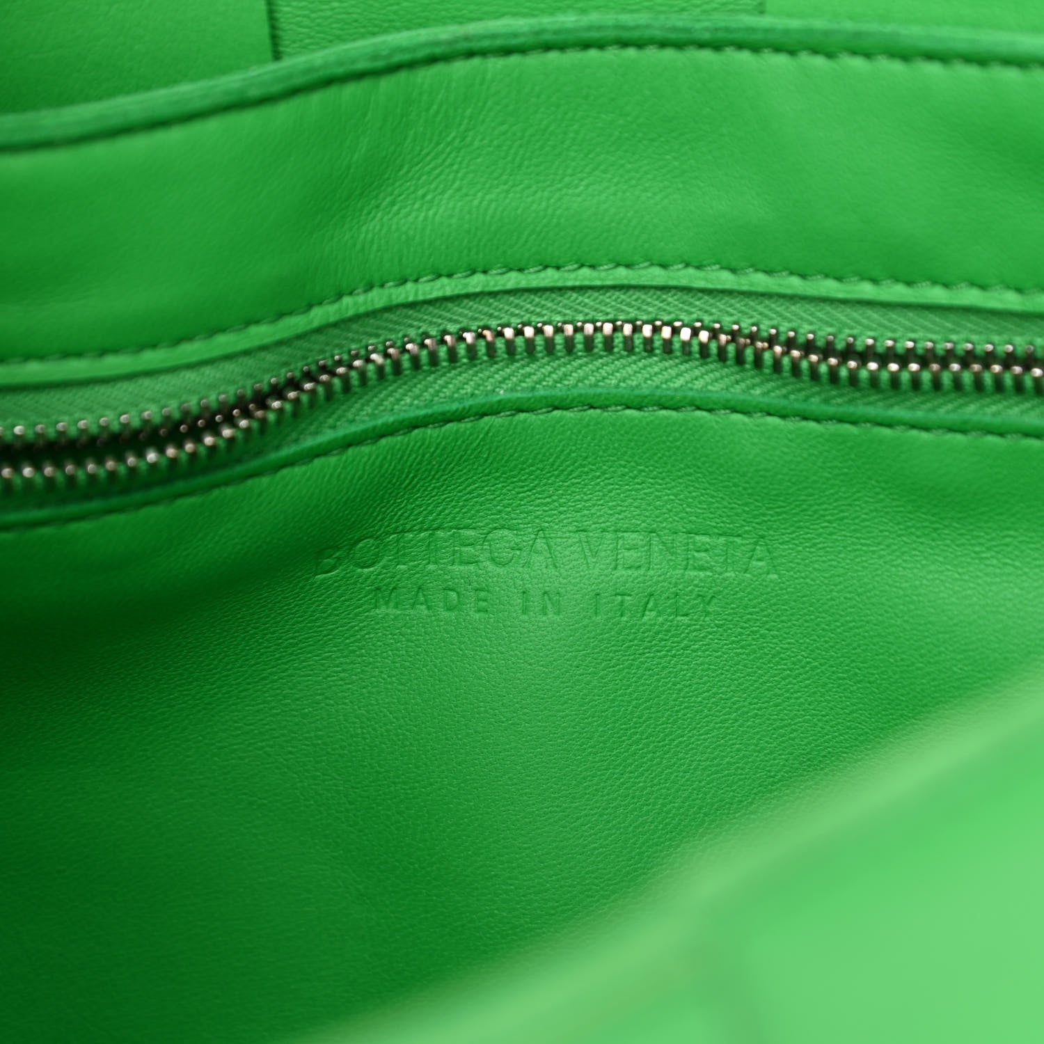Bottega Veneta Lambskin Maxi Intrecciato Cassette Crossbody Bag Grass 6 of 8