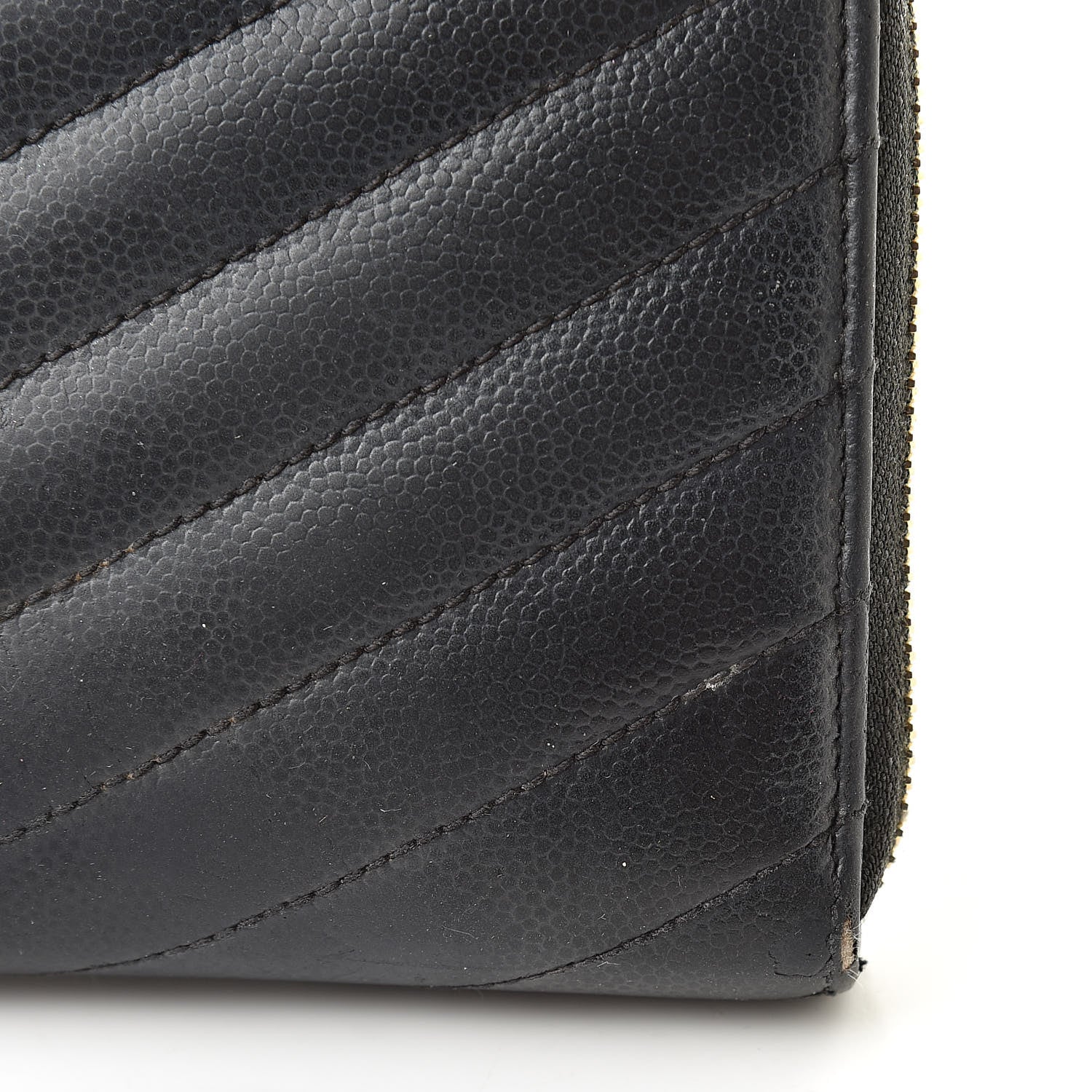 Saint Laurent Grain De Poudre Matelasse Chevron Monogram Zip Around Wallet Grey 16 of 17
