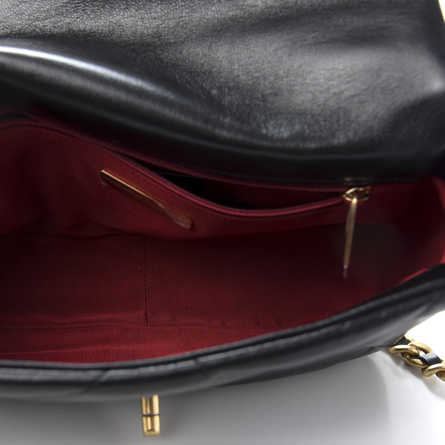 Goatskin Quilted Medium 19 Flap Black