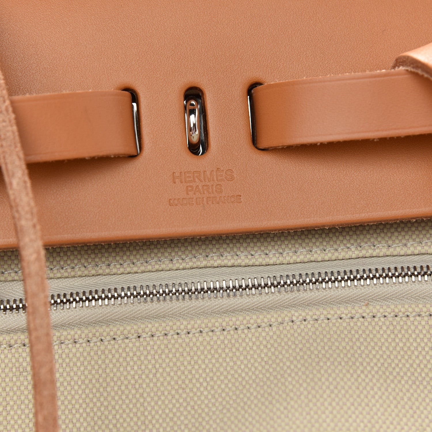 Hermes Military Toile Vache Hunter Herbag a Dos Zip Retourne Beton Naturel Sable 7 of 11