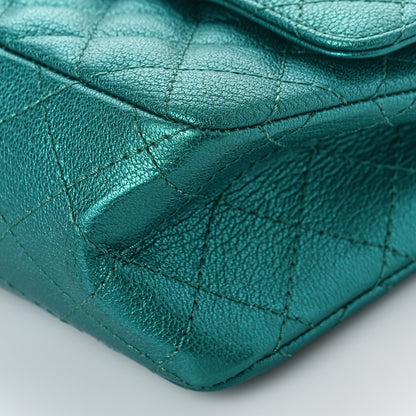Chanel Metallic Sheepskin Quilted 2.55 Reissue 225 Flap Green 9 of 9