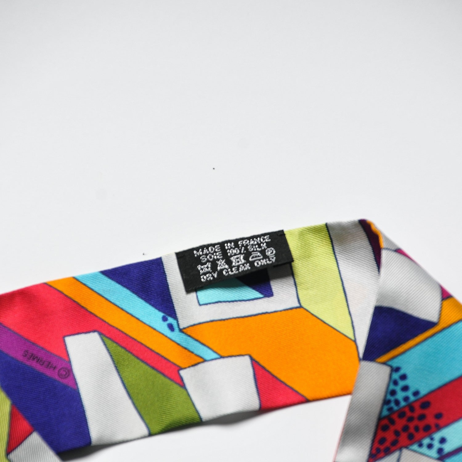 Hermes Silk On A Summer Day Twilly Bleu Roy Rouge Vert 3 of 3