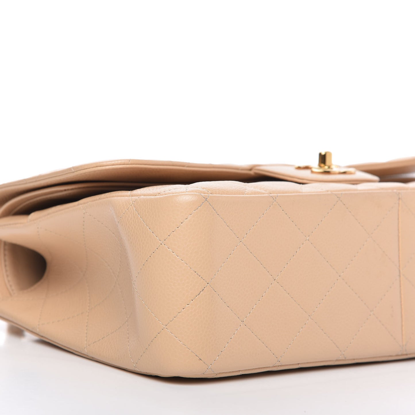 Caviar Quilted Jumbo Double Flap Beige Clair