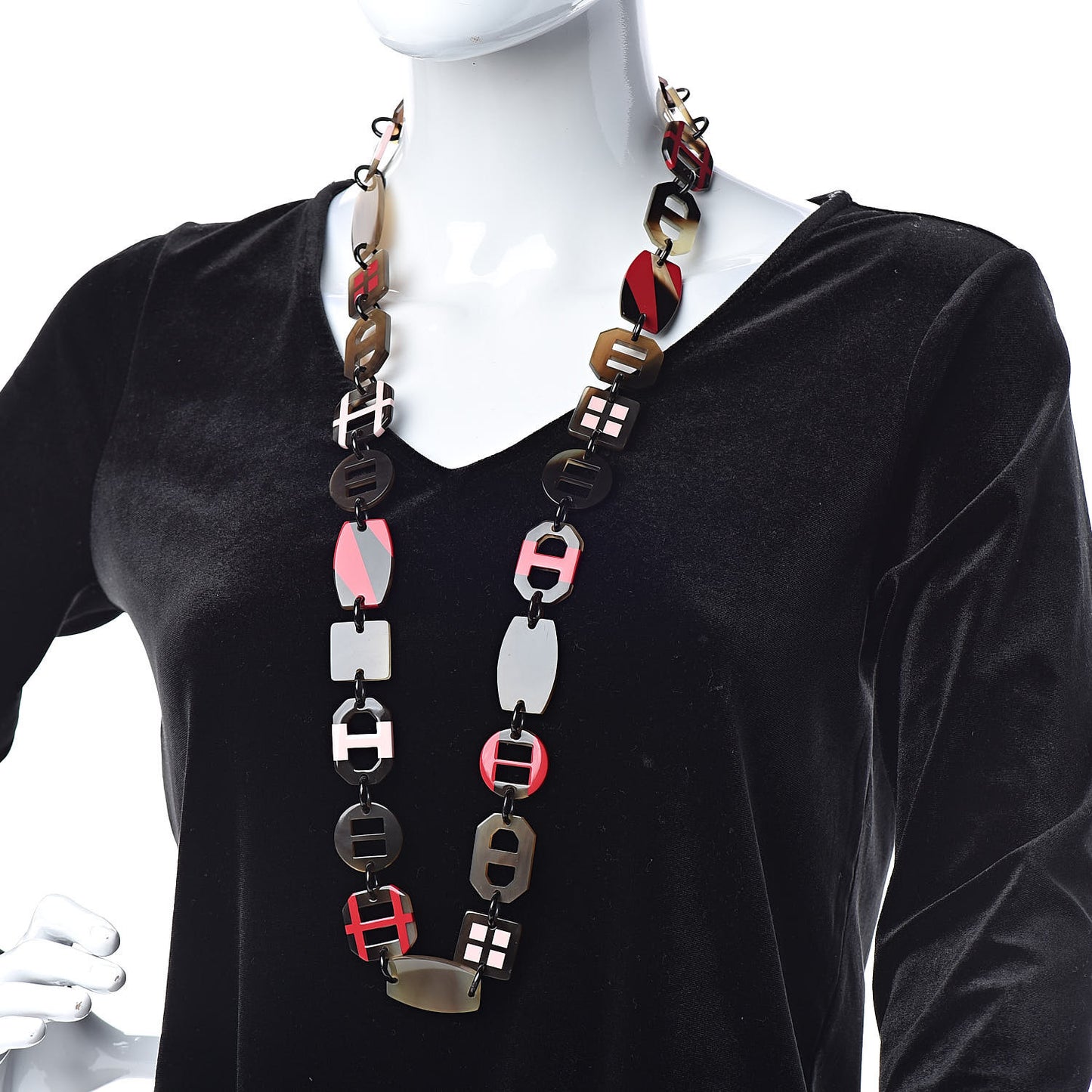 Horn Lacquer Opus Necklace Rouge Carmin Rose Boudoir
