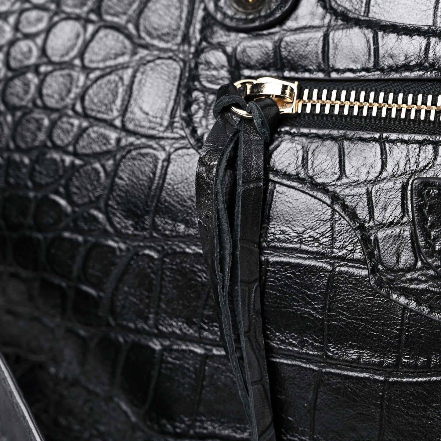Calfskin Crocodile Embossed Classic Hardware City Black
