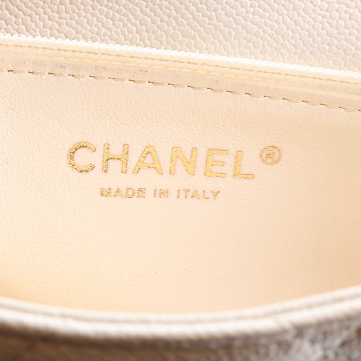 Caviar Quilted Sweetheart Flap White