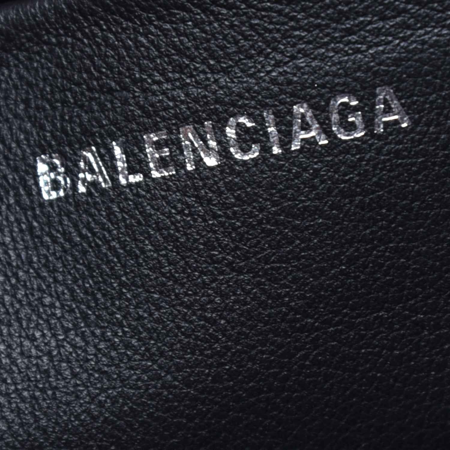 Balenciaga Smooth Calfskin Double Sided Logo S Everyday Camera Bag White 6 of 8