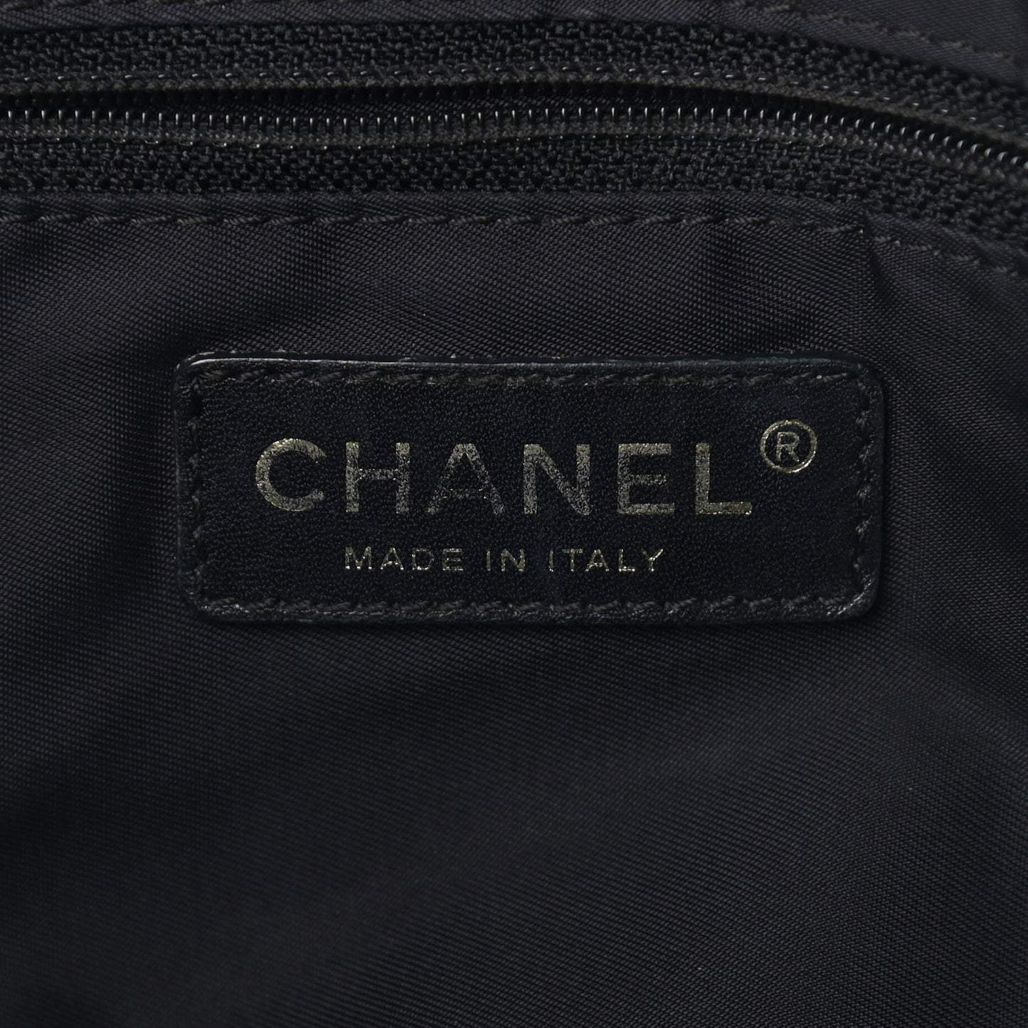 Nylon Medium Travel Tote Black