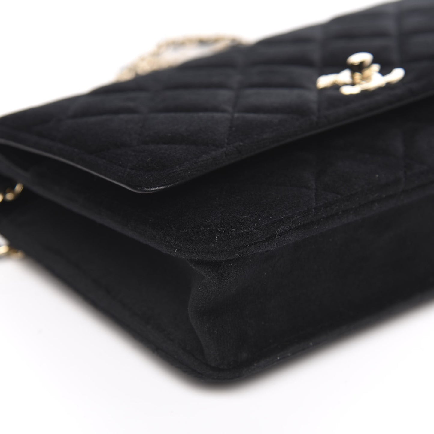 Velvet Quilted Pearl Crush Wallet On Chain WOC Black