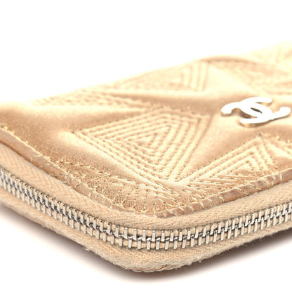Chanel Metallic Lambskin Star Embossed Coin Key Pouch Gold 10 of 12