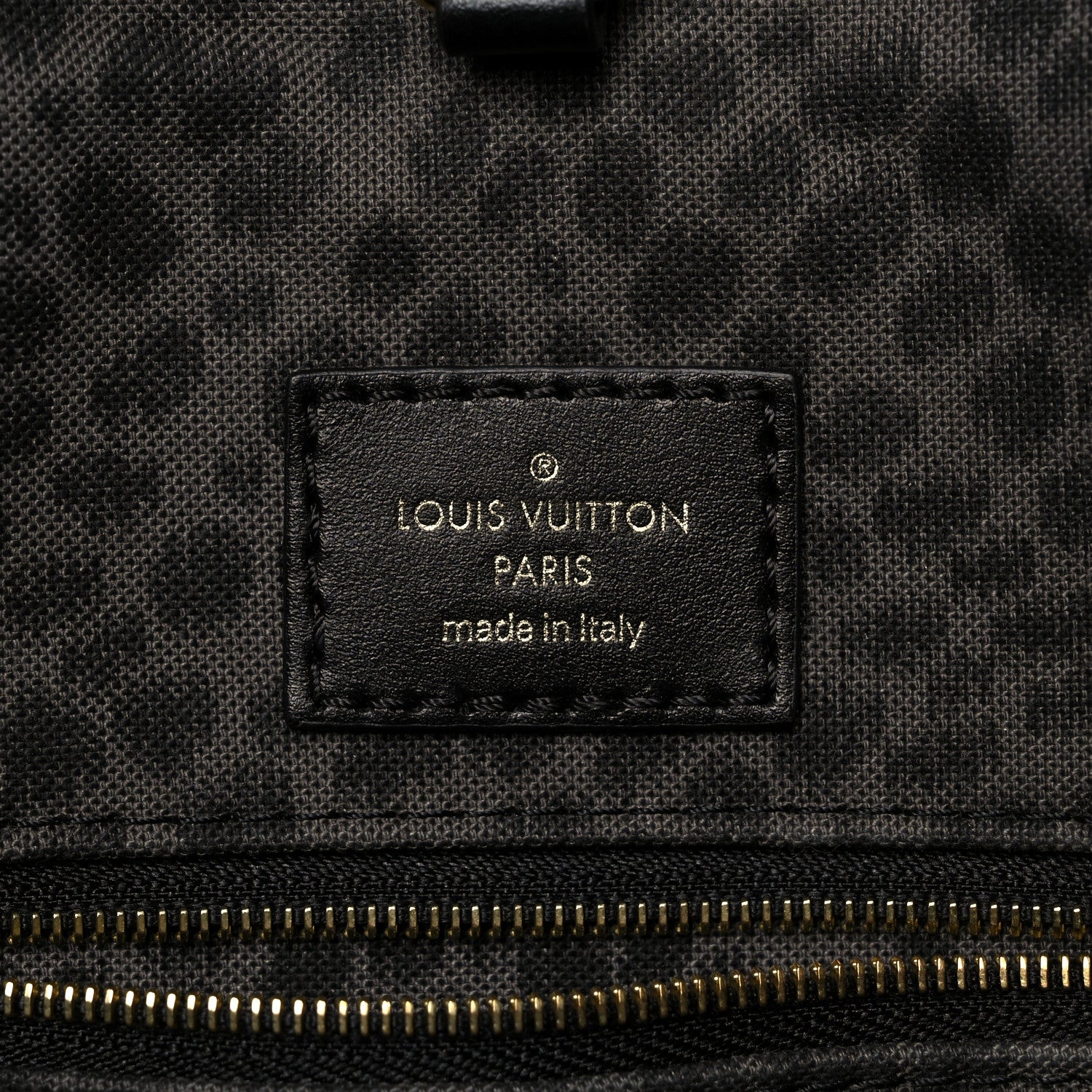 Louis Vuitton Monogram Giant Wild At Heart Onthego GM Black 5 of 7