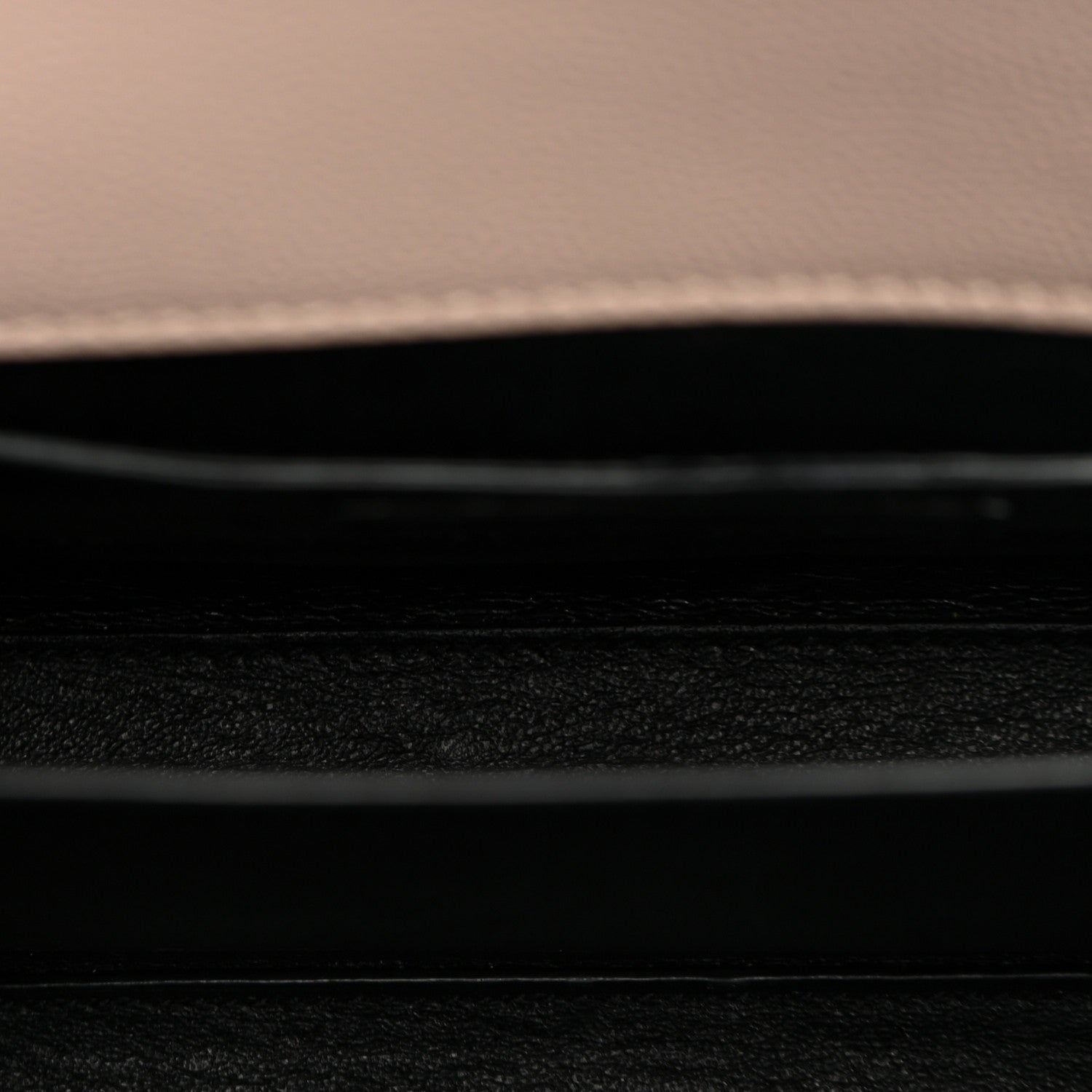 Saint Laurent Grain de Poudre Mini Classic Monogram Cassandra Top Handle Marble Pink 5 of 12