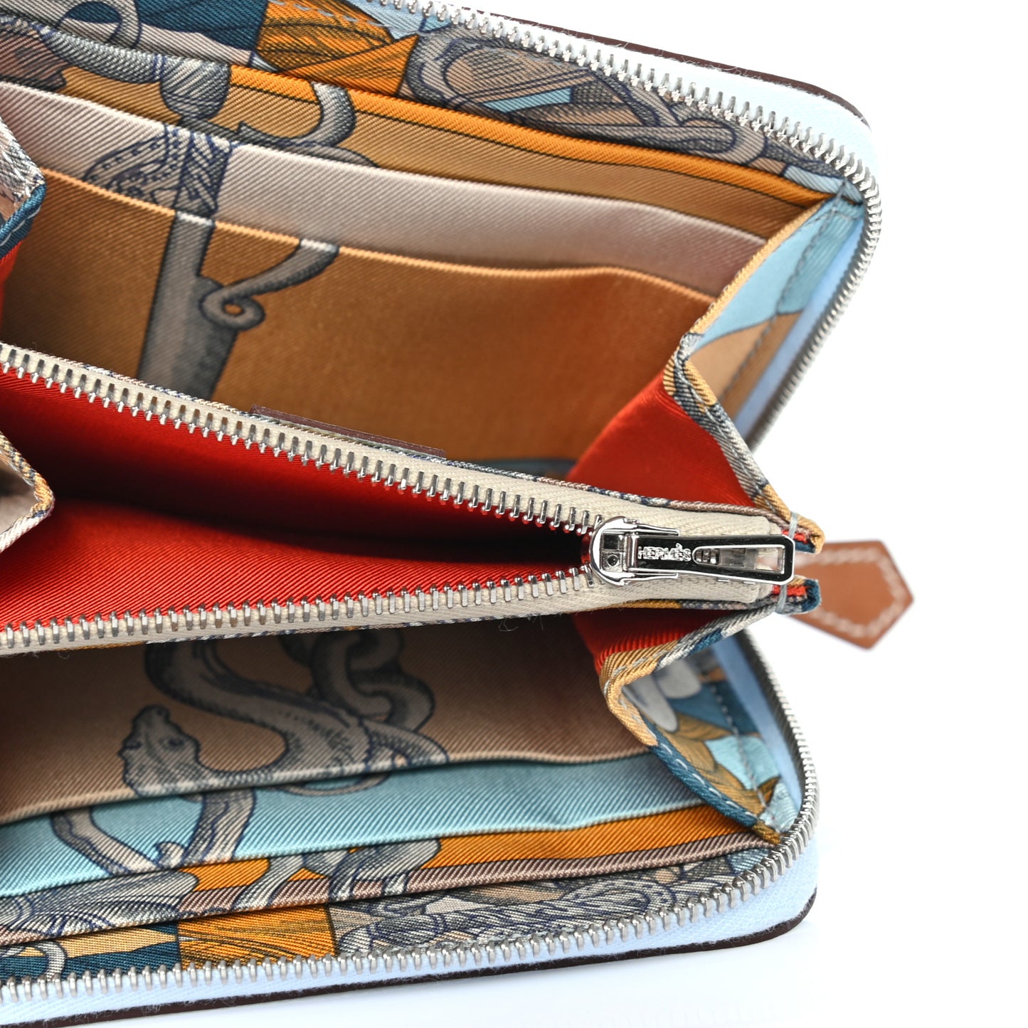 Epsom Silk'in Compact Wallet Bleu Brume Gris Perle