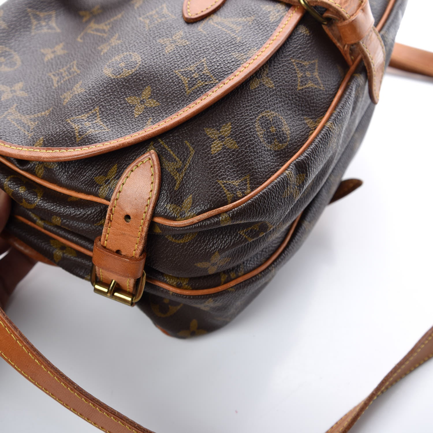 Louis Vuitton Monogram Saumur 30 14 of 15