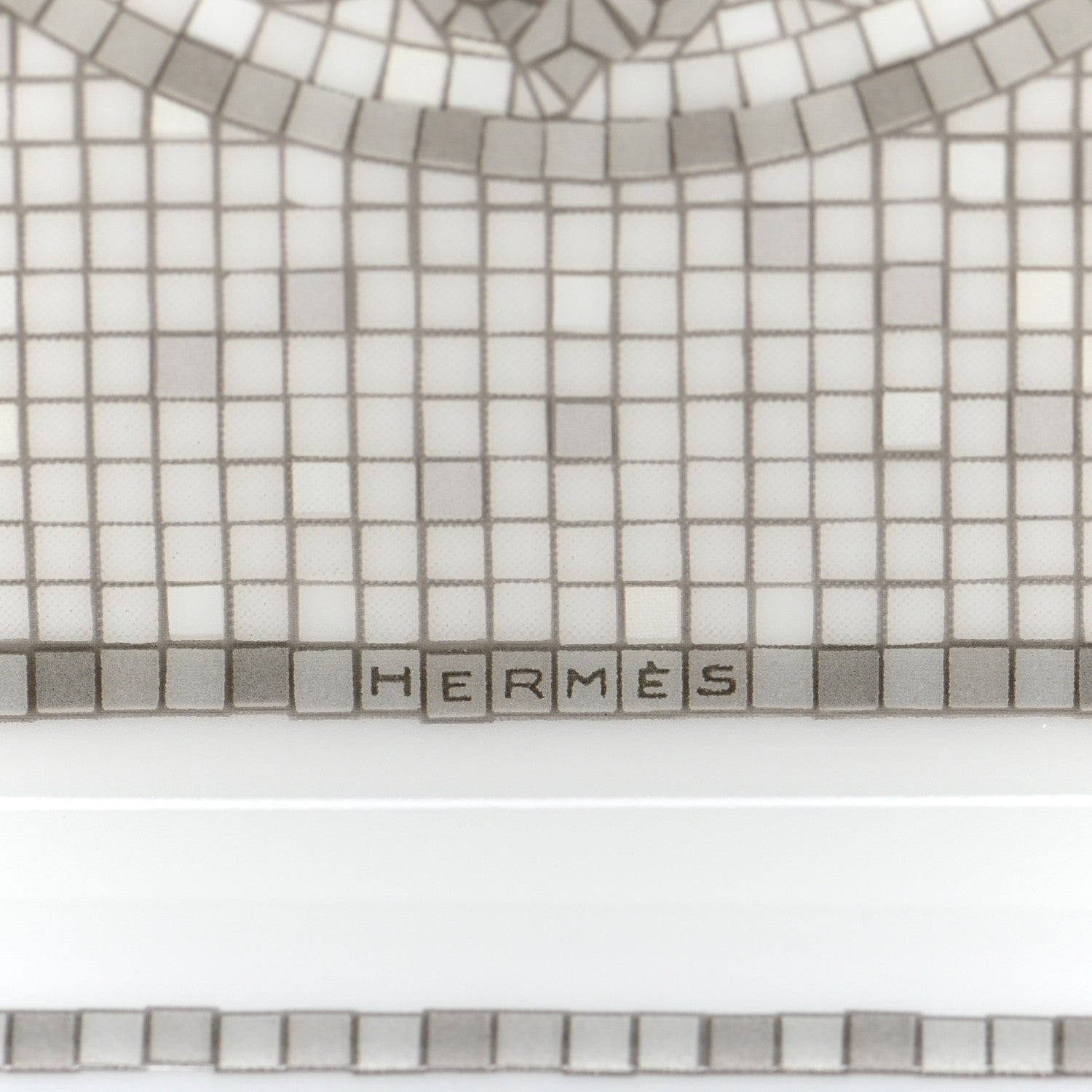 Hermes Porcelain Mosaique Au 24 Sushi Plate Platine 4 of 4