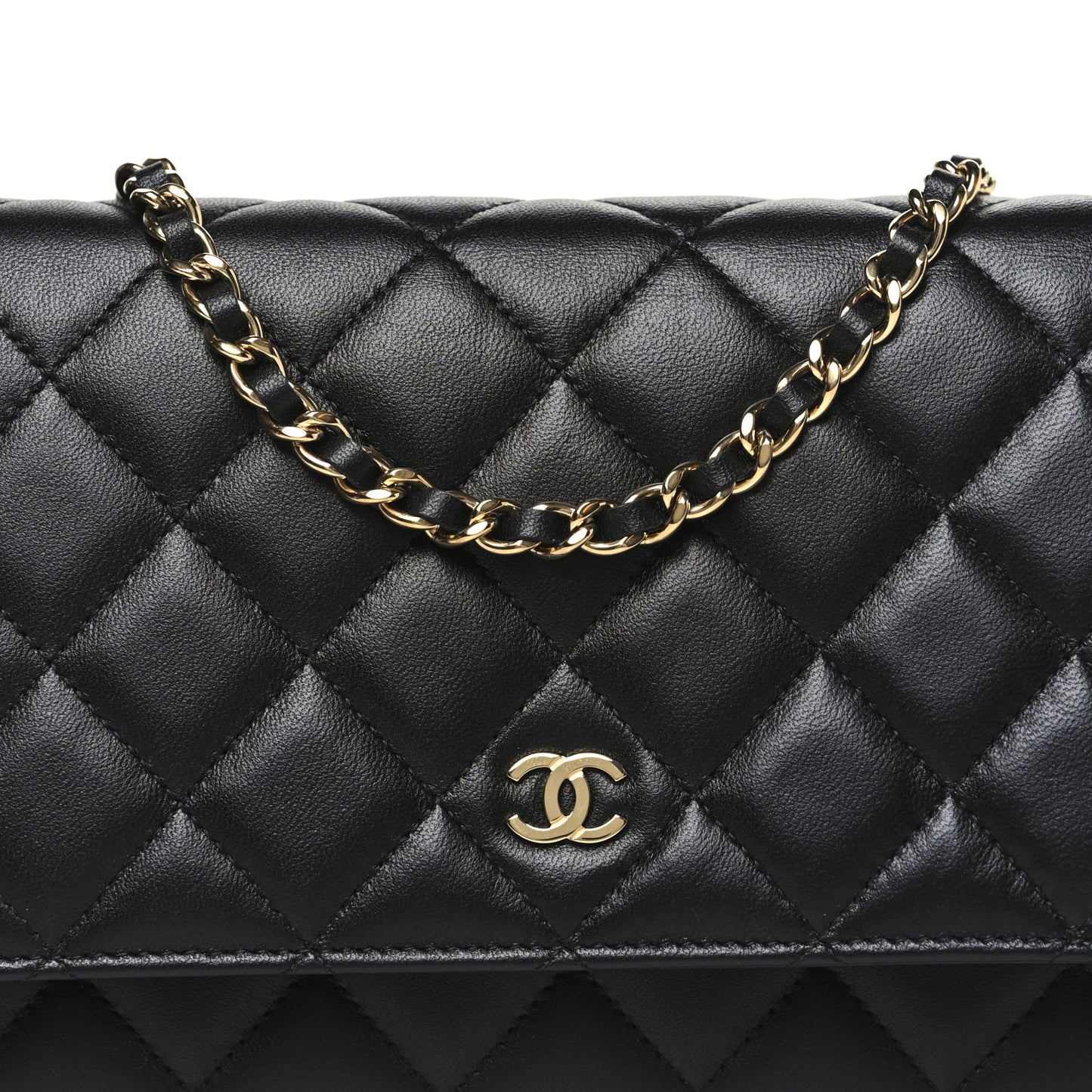 Lambskin Quilted Wallet On Chain WOC Black