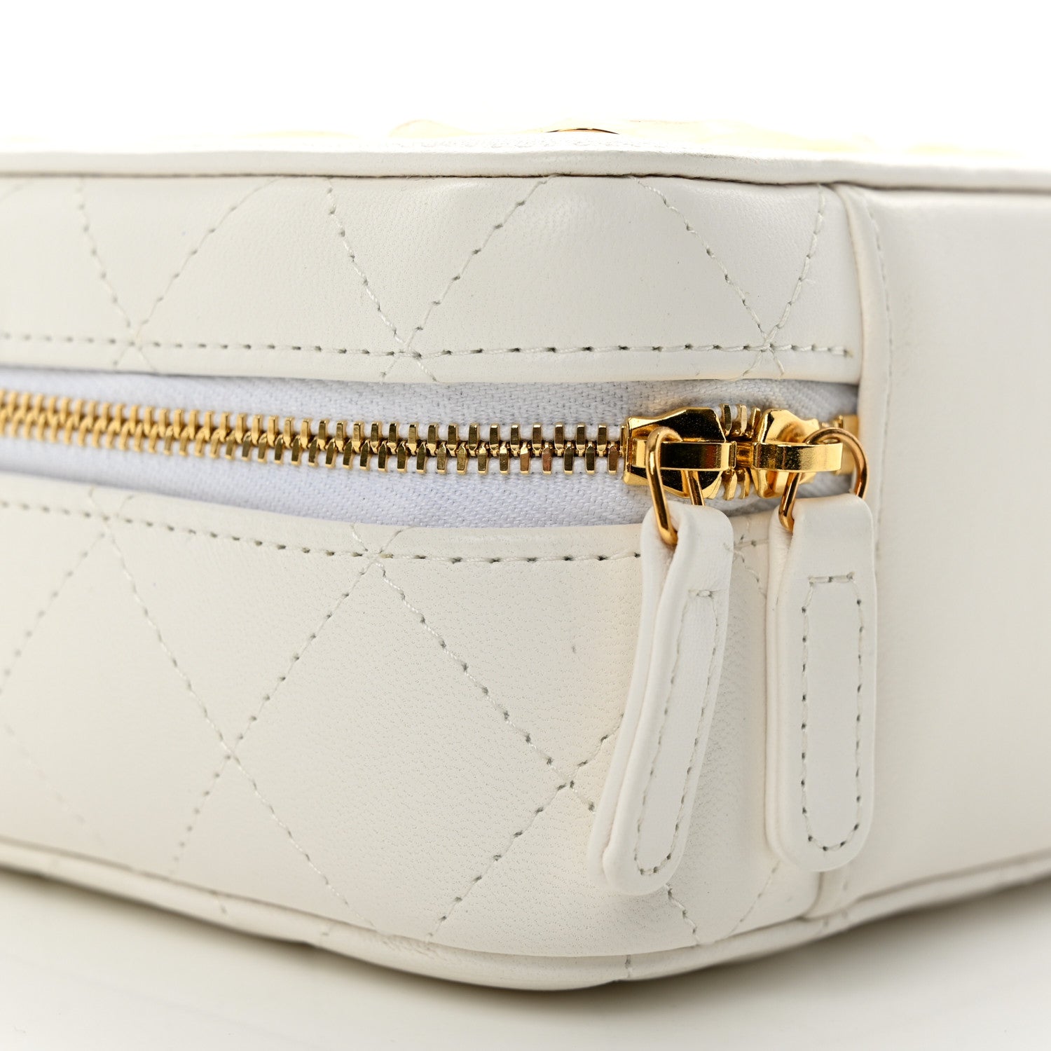 Chanel Lambskin Quilted Golden Plate Vanity Case White Gold 9 of 10