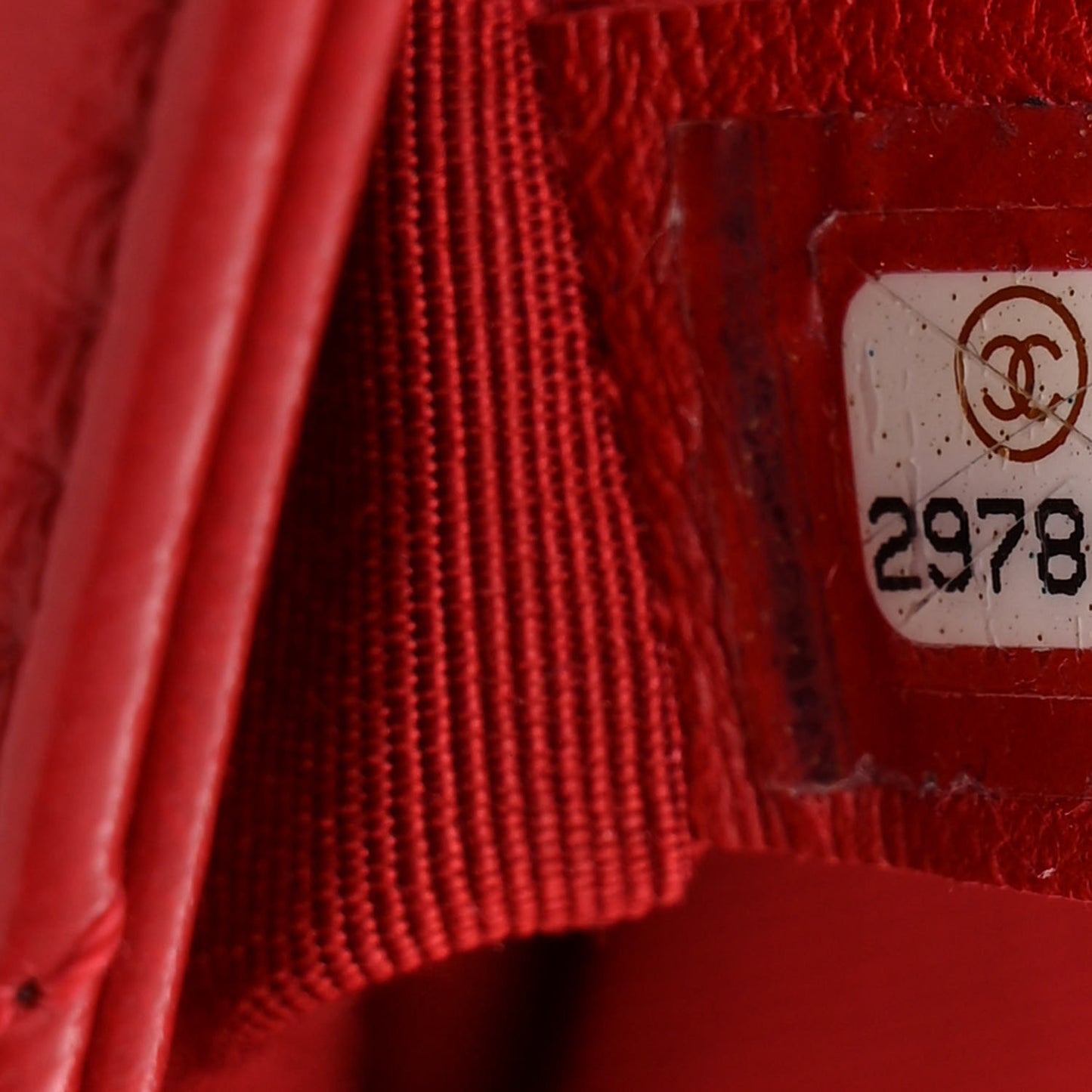 Crumpled Calfskin Medium Chain All Over Flap Red