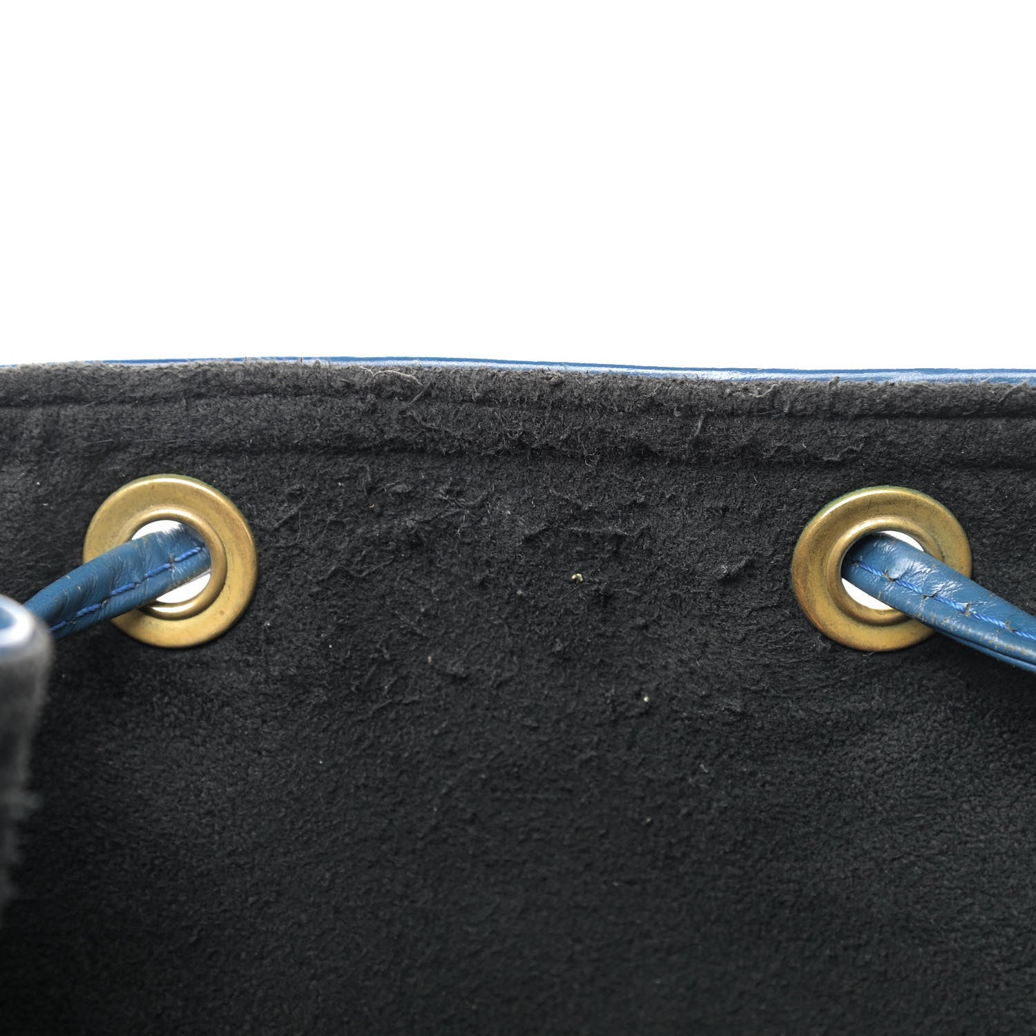 Louis Vuitton Epi Noe Toledo 7 of 16