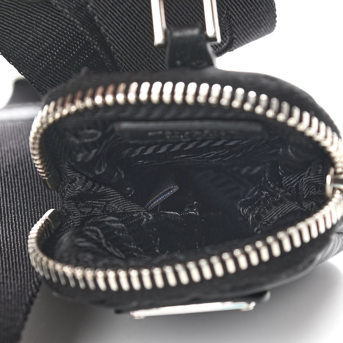 Nylon Re-Edition 2005 Shoulder Strap With Pouch Black