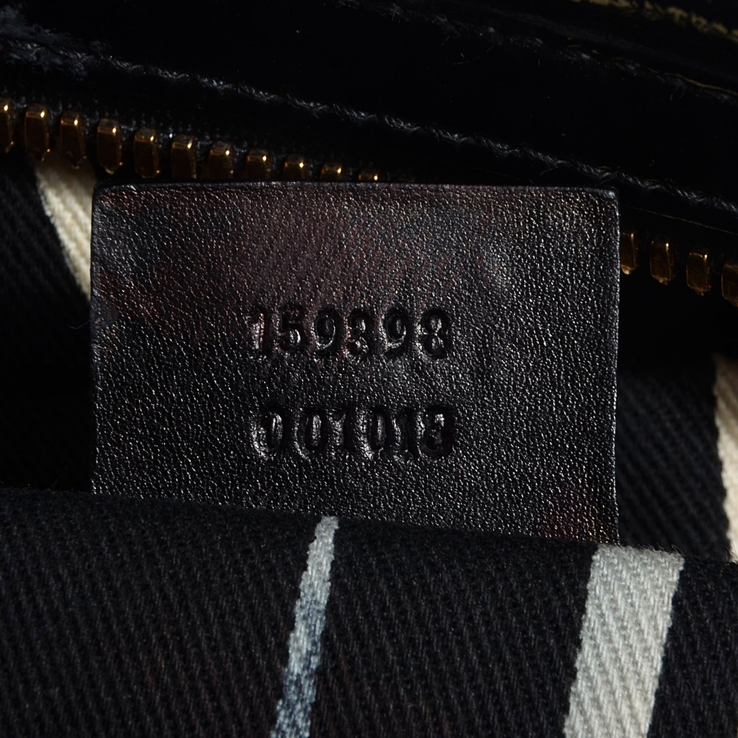 Gucci Patent Large Wave Boston Black 7 of 7