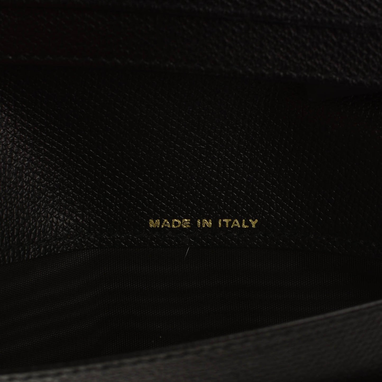 Grained Calfskin CC Button Yen Wallet Black