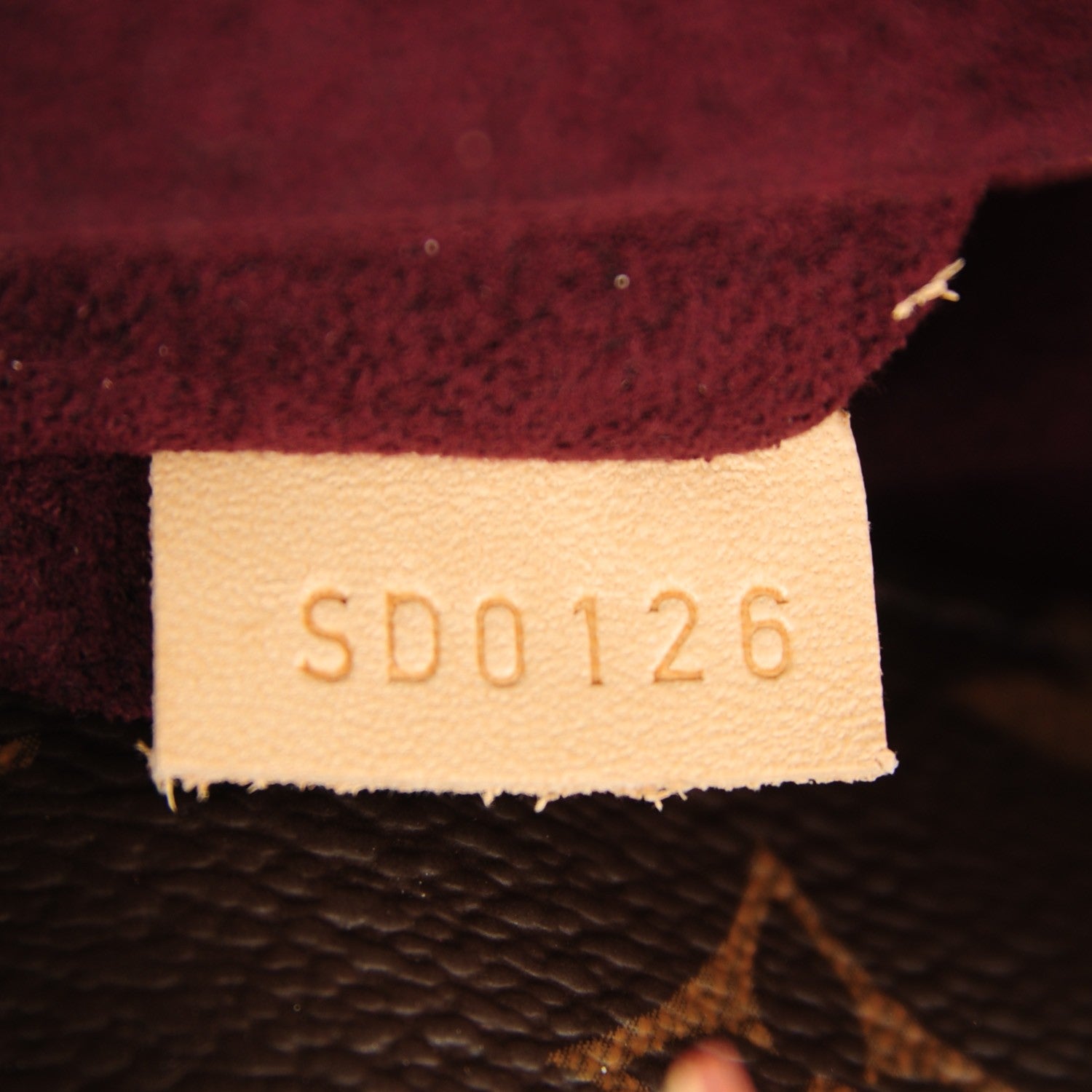 Louis Vuitton Monogram Montaigne GM 8 of 8