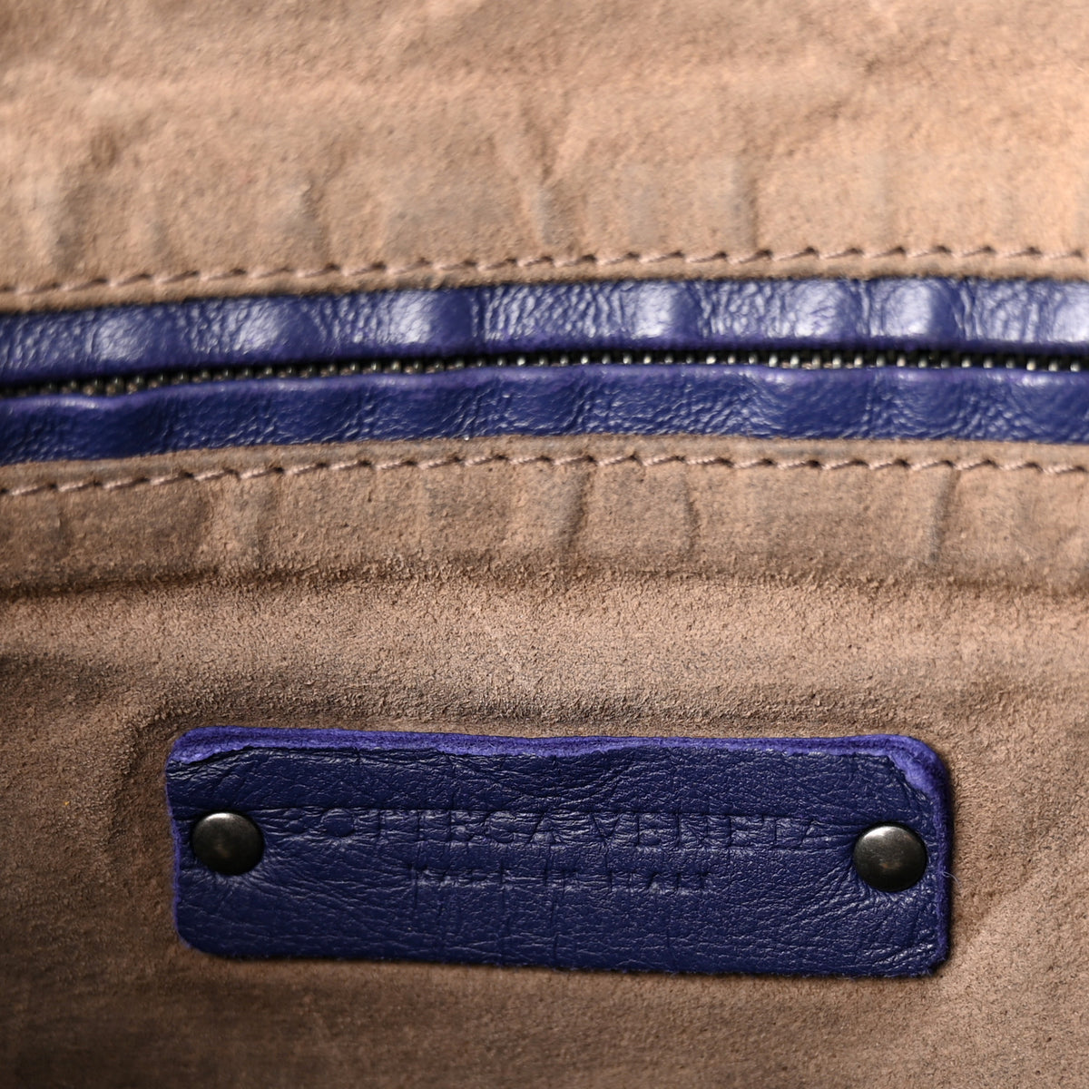 Nappa Intrecciato Nodini Crossbody Messenger Atlantic