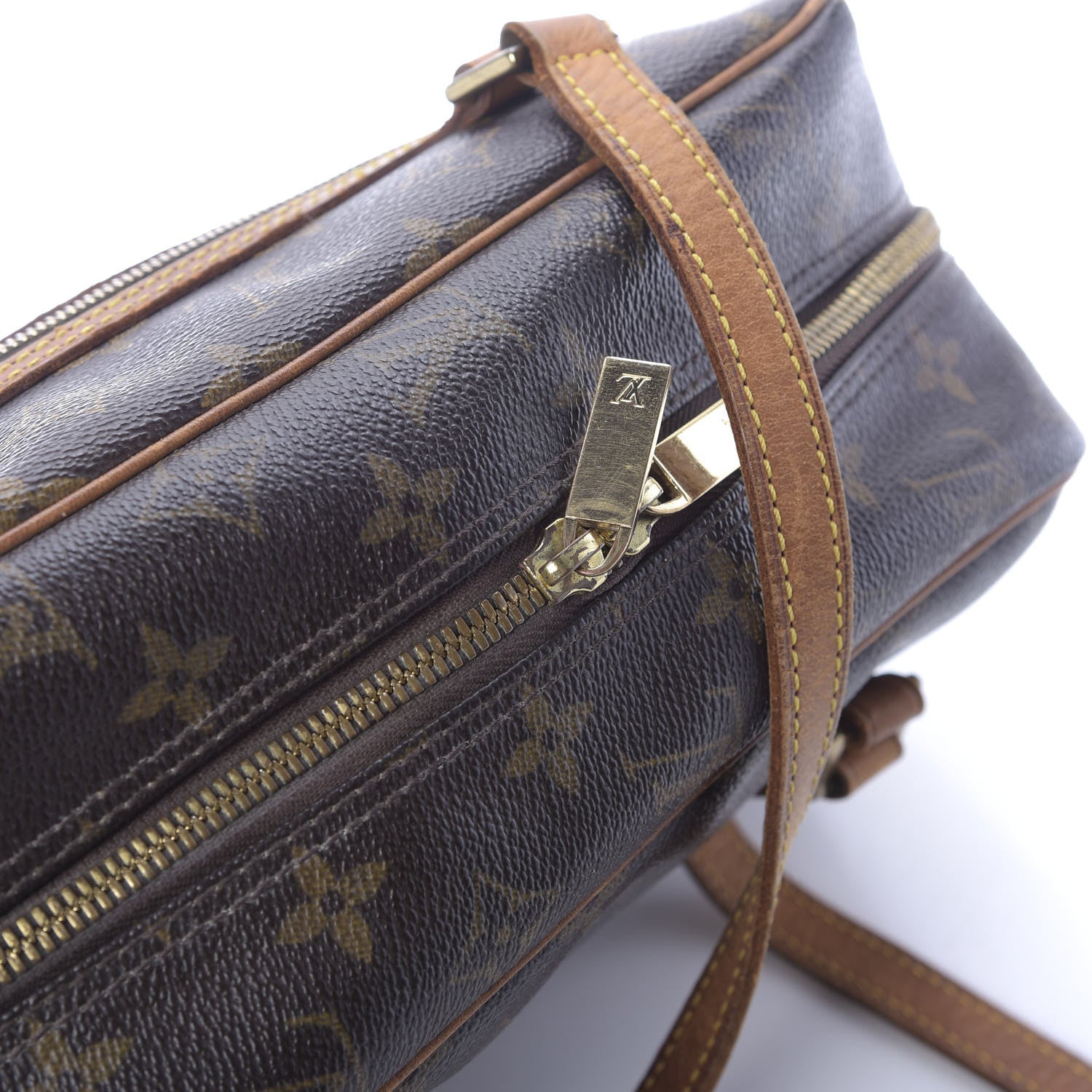 Louis Vuitton Monogram Cite MM 8 of 17