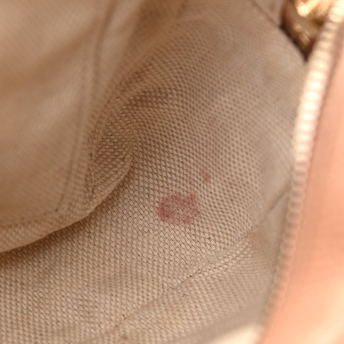 Pebbled Calfskin Small Soho Disco Bag Camelia