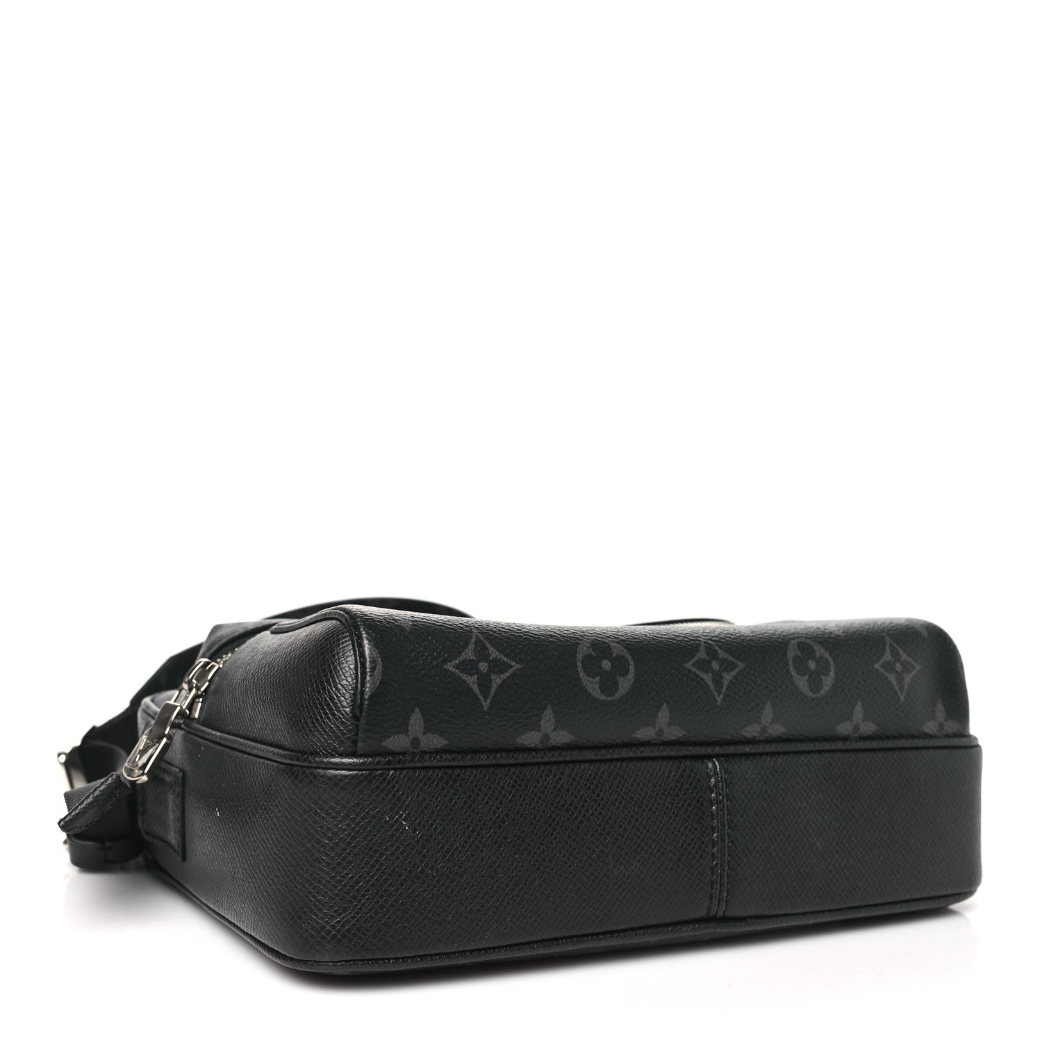 Louis Vuitton Taiga Monogram Eclipse Outdoor Messenger Black 4 of 10