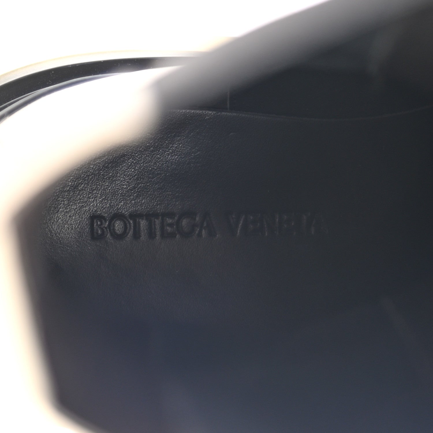Bottega Veneta Calfskin The Tire Chelsea Boots 38.5 Wax Black Transparent 7 of 10