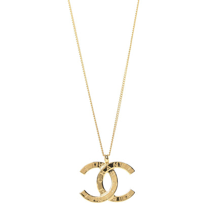 Chanel Metal CC Paris Button Necklace Gold 1 of 5