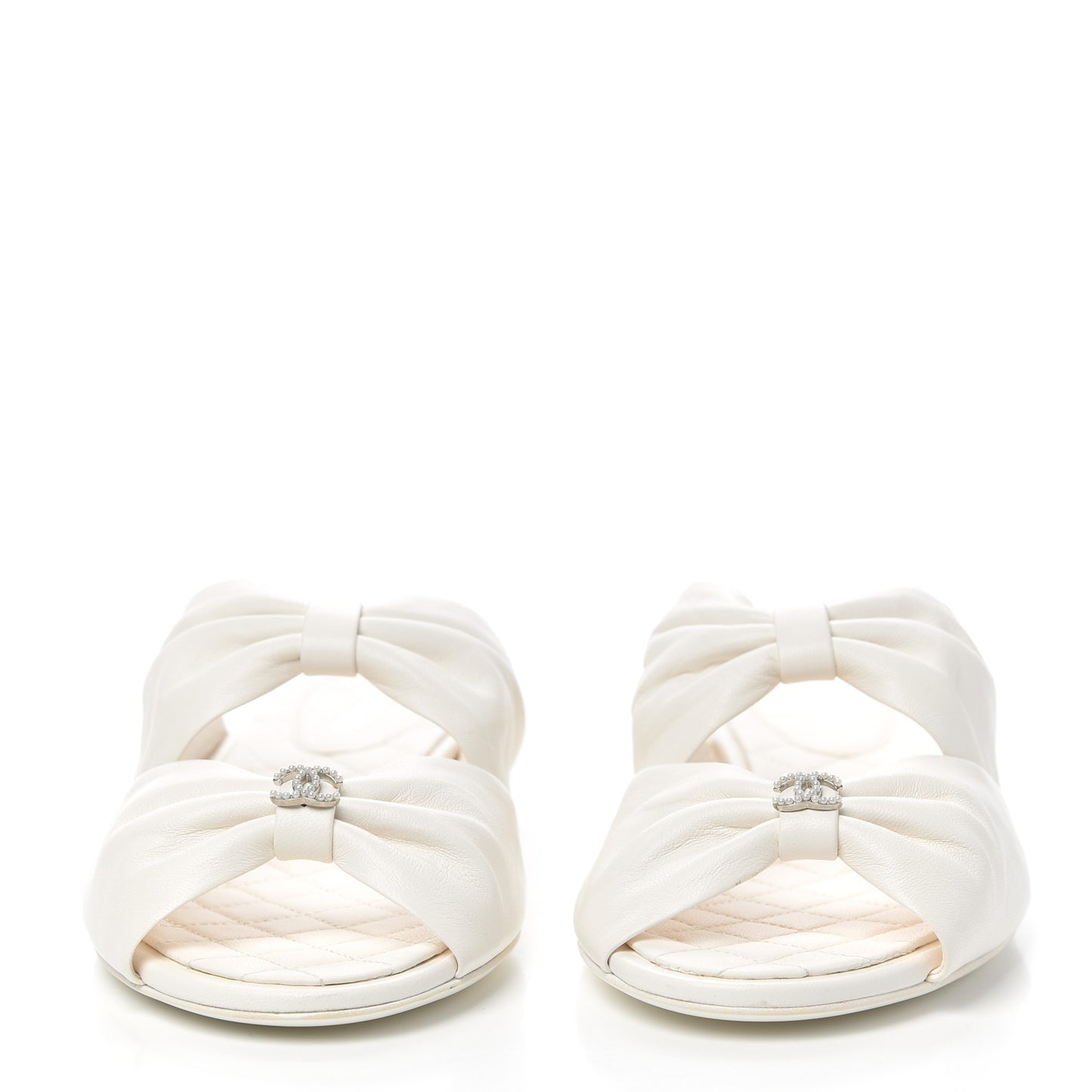 Lambskin Pearl Bow CC Flat Sandals 40.5 White