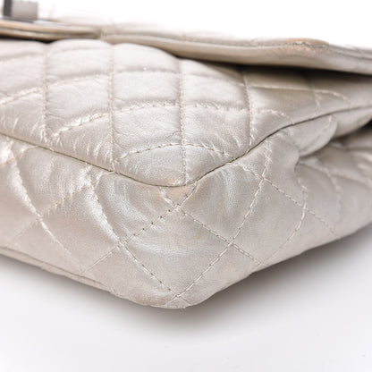 Chanel Metallic Calfskin Quilted 2.55 Reissue Clutch Silver 10 of 25