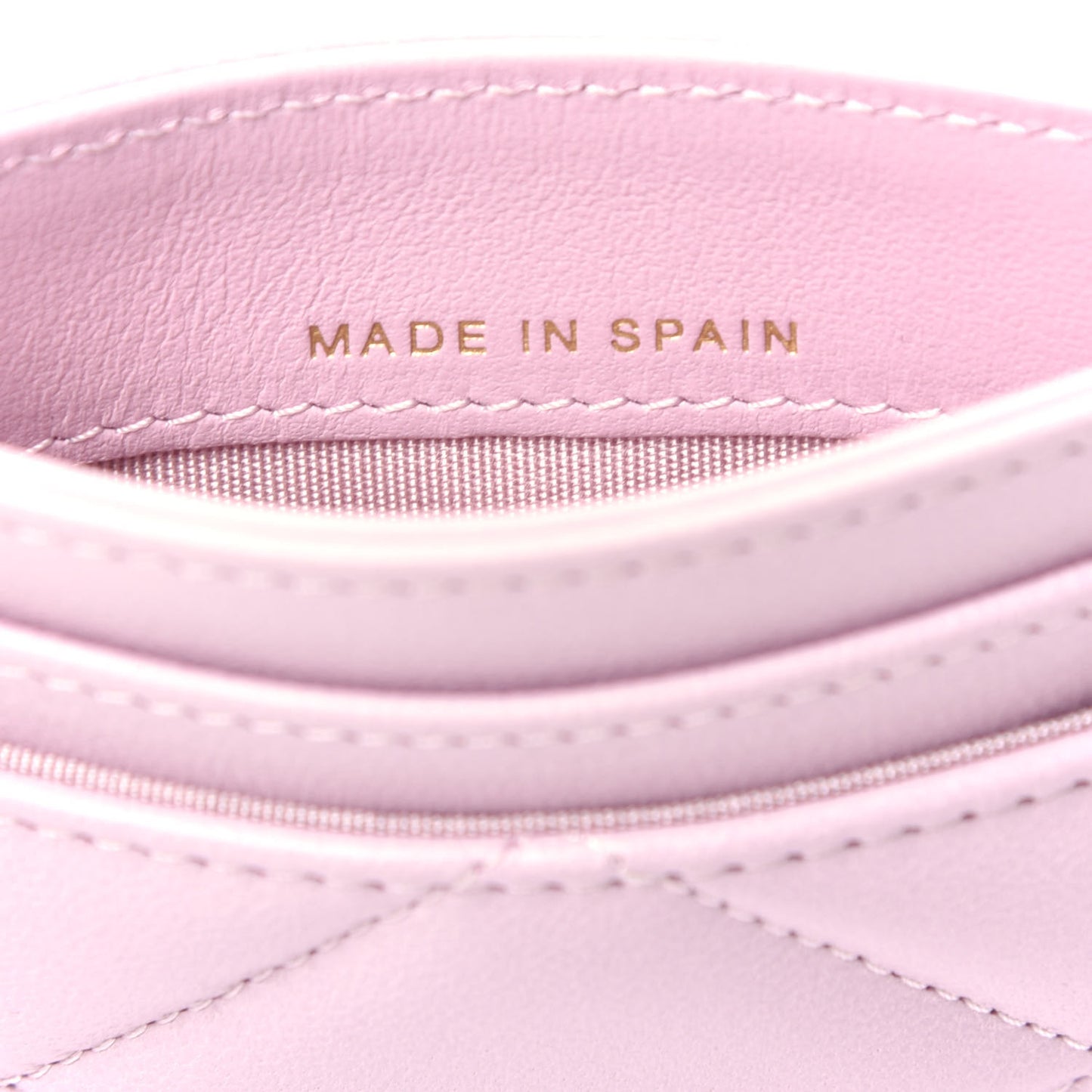 Lambskin Quilted Chanel 19 Card Holder Dark Pink