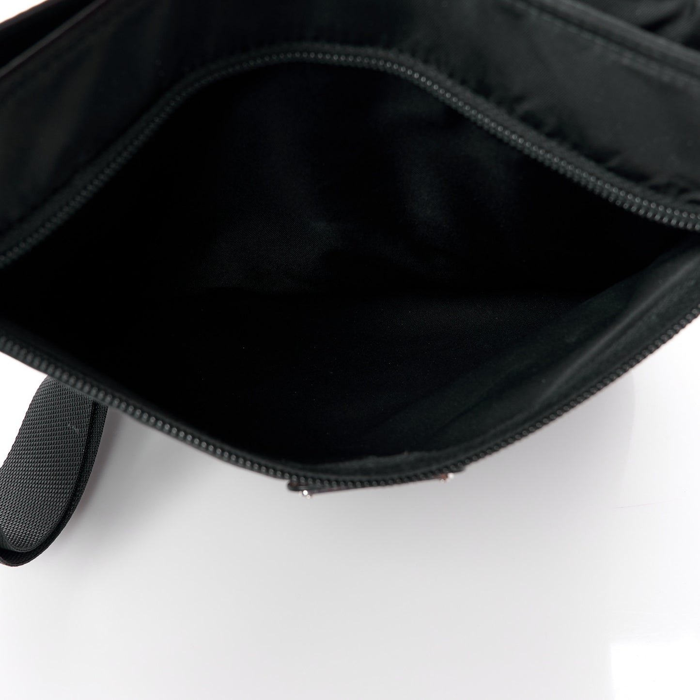 Nylon Vela Flat Messenger Bag Black