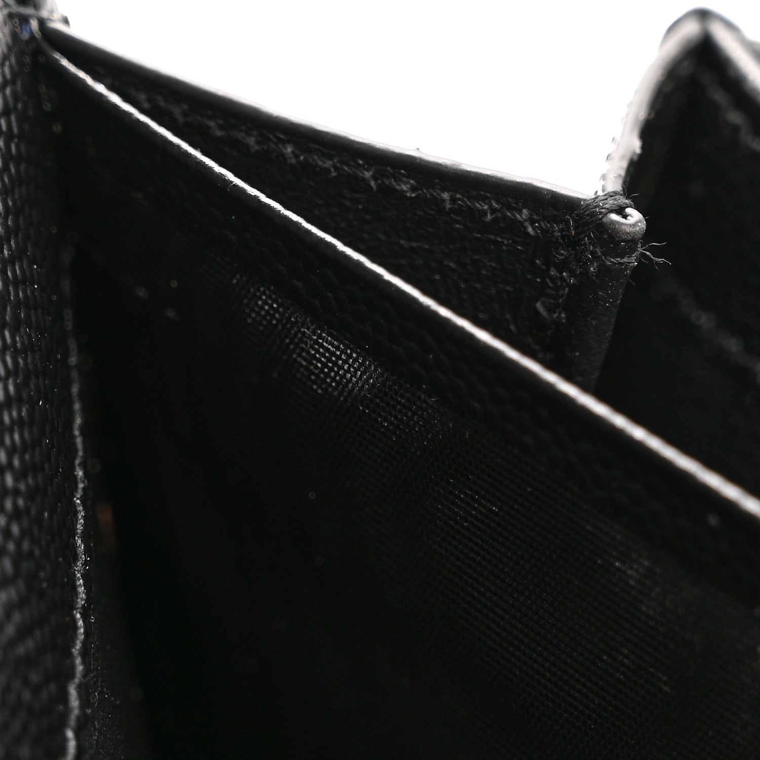 Saint Laurent Grain De Poudre Matelasse Chevron Monogram Flap Wallet Black 8 of 10