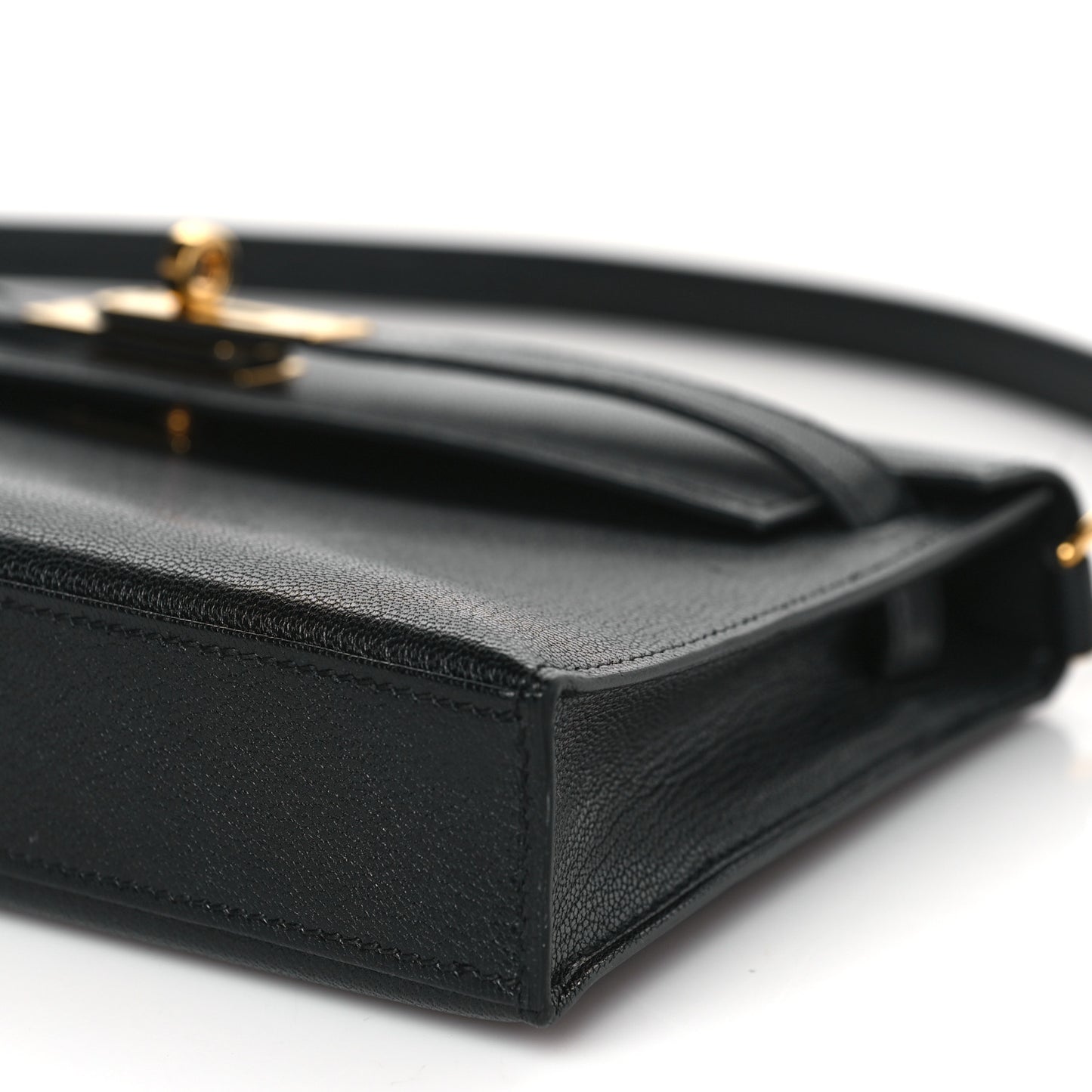Chevre Chamkila Kelly Elan Black