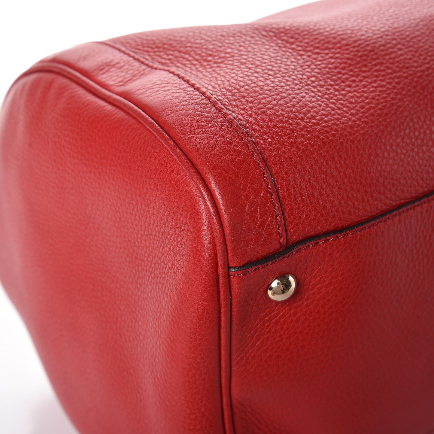 Pebbled Calfskin Medium Soho Boston Red