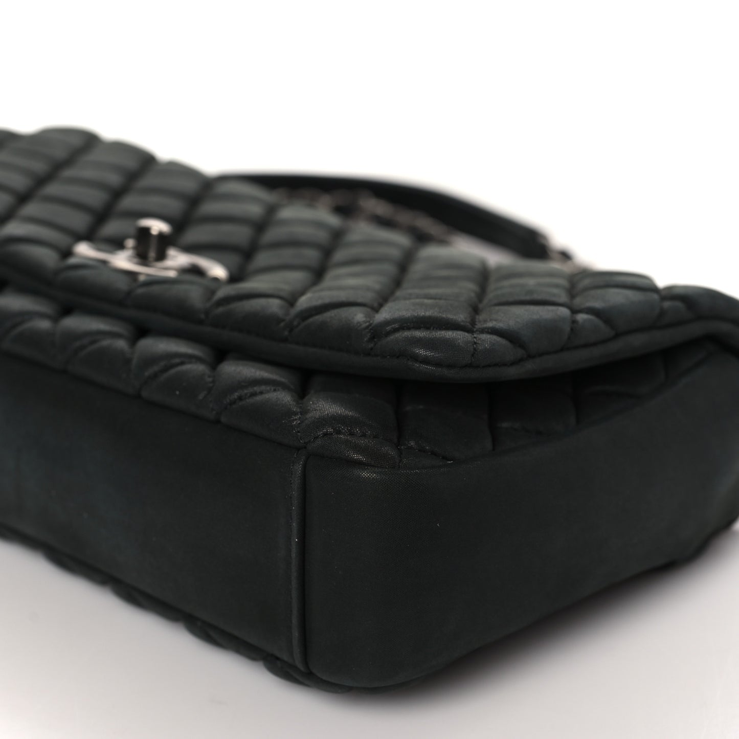 Iridescent Calfskin Small New Bubble Quilt Flap Black