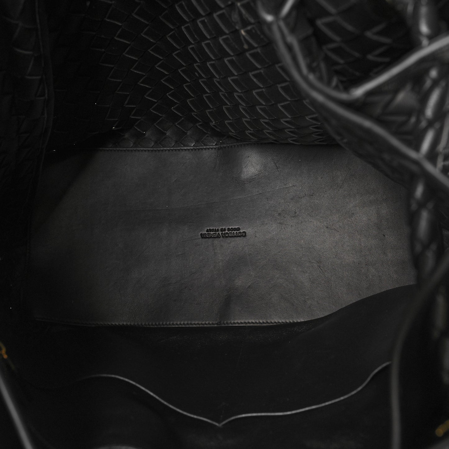 Nappa Intrecciato Large Andiamo Shoulder Bag Black