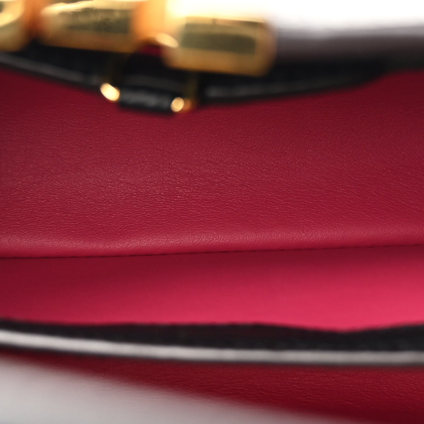 Taurillon Capucines BB Black