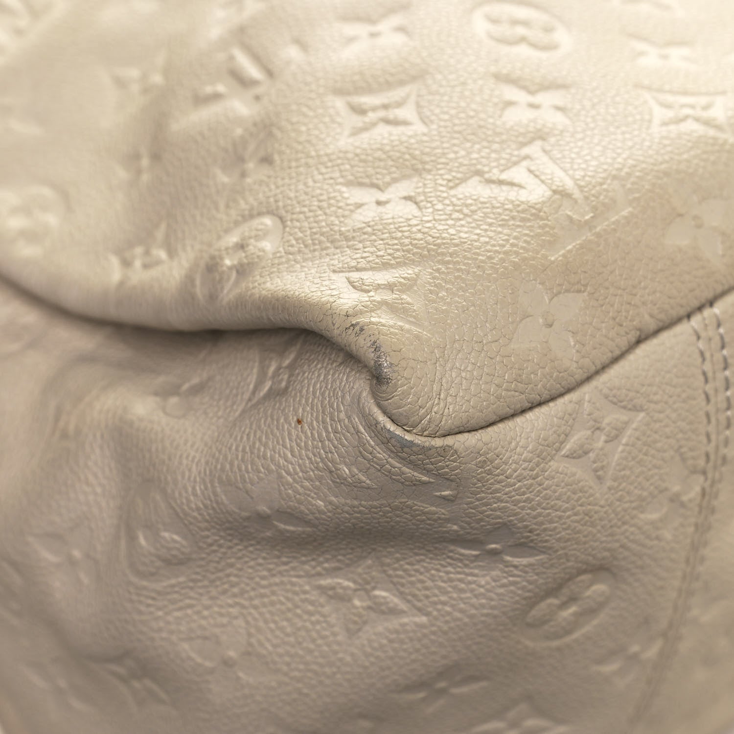 Louis Vuitton Empreinte Artsy MM Neige 11 of 13