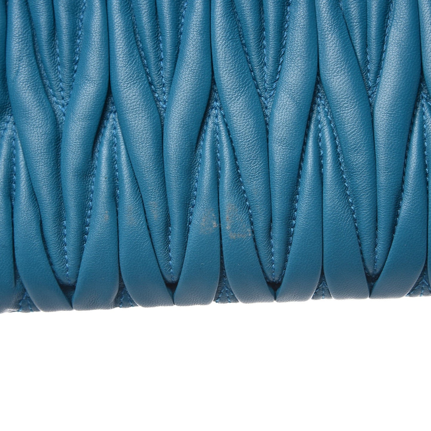 Nappa Matelasse Clutch Laguna