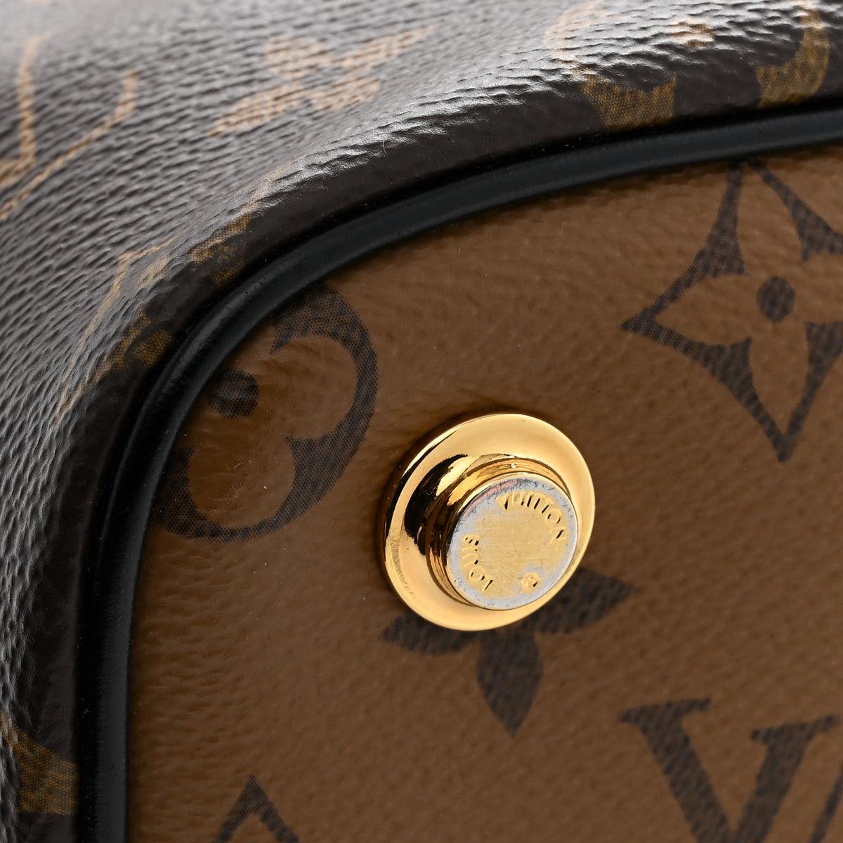Reverse Monogram Vanity PM