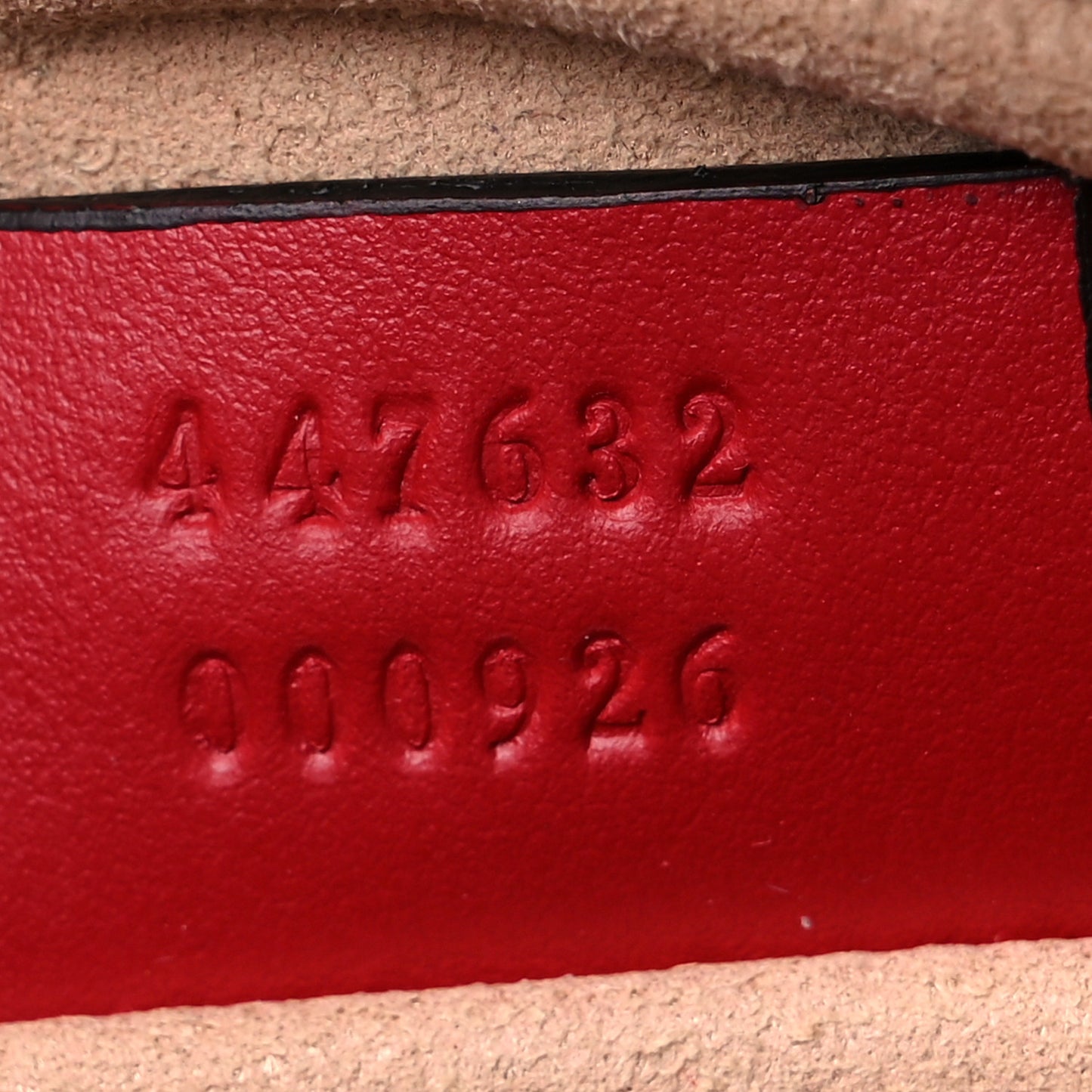 Calfskin Matelasse Small GG Marmont Chain Shoulder Bag Hibiscus Red
